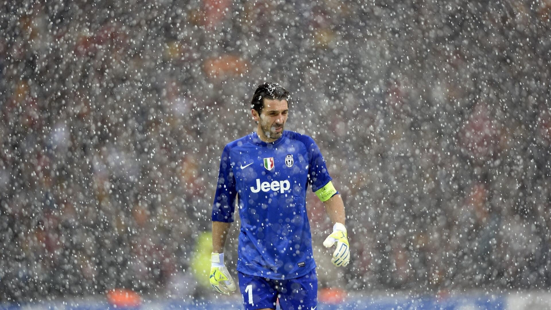 美国男足在巴黎奥运会比赛中以2-0战胜日本，美国男足进入东京奥运会